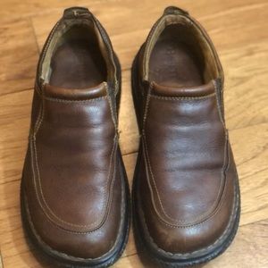 Born Mens leather slip on loafers size 13/46